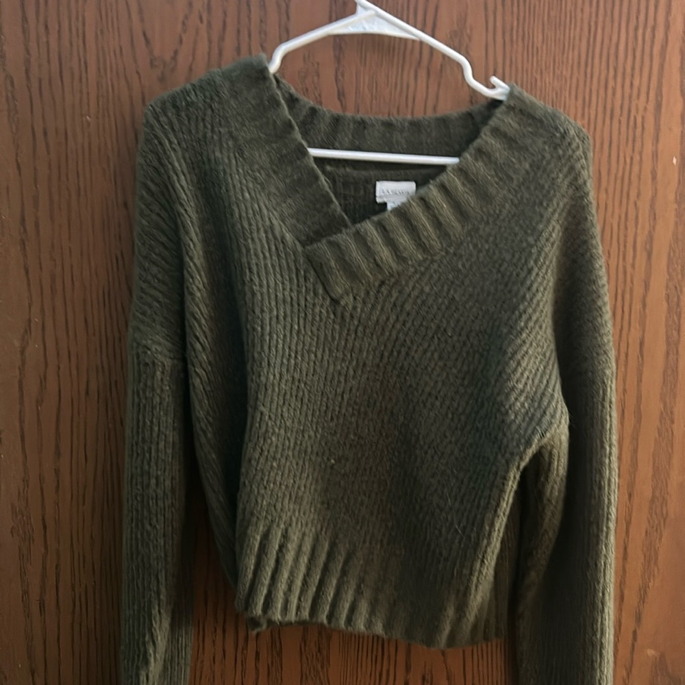 Green pacsun sweater